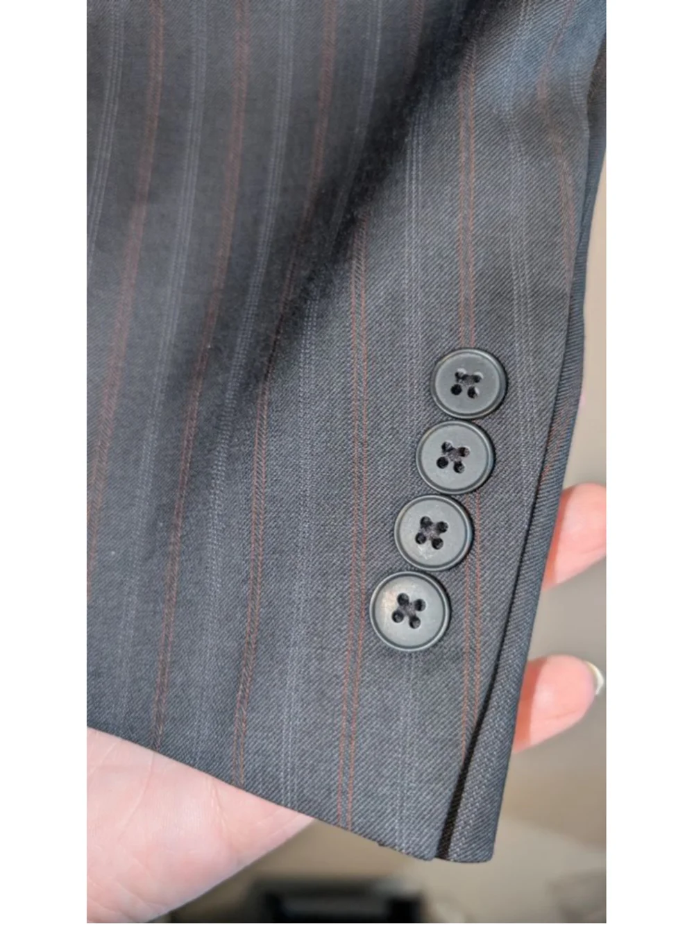 Kenneth Cole Gray Pinstripe Sport Coat 40R, Mens